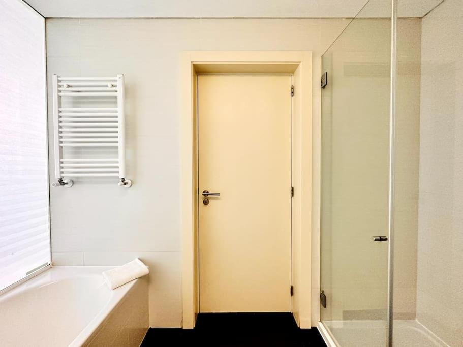 Marina Expo Apartment Lisbon Bagian luar foto
